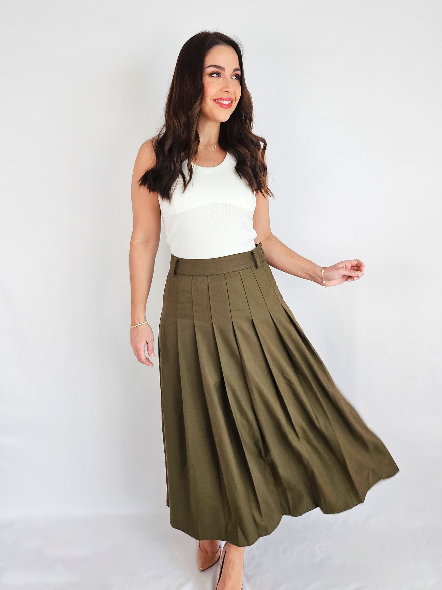 OLIVE MIDI PLEATED SKIRT