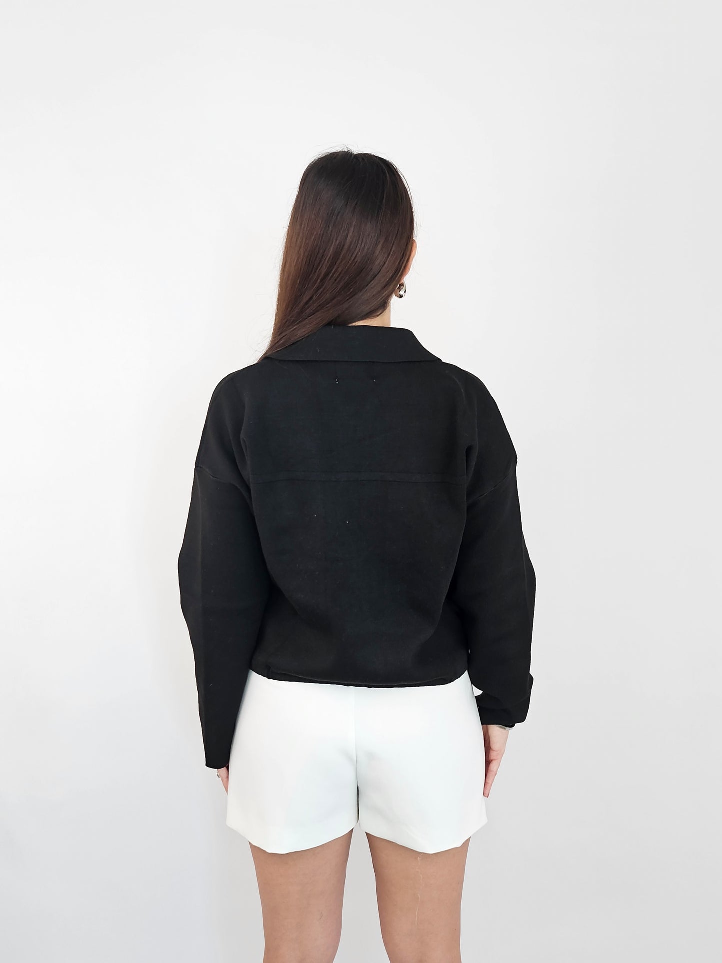 BLACK CROPPED JACKET