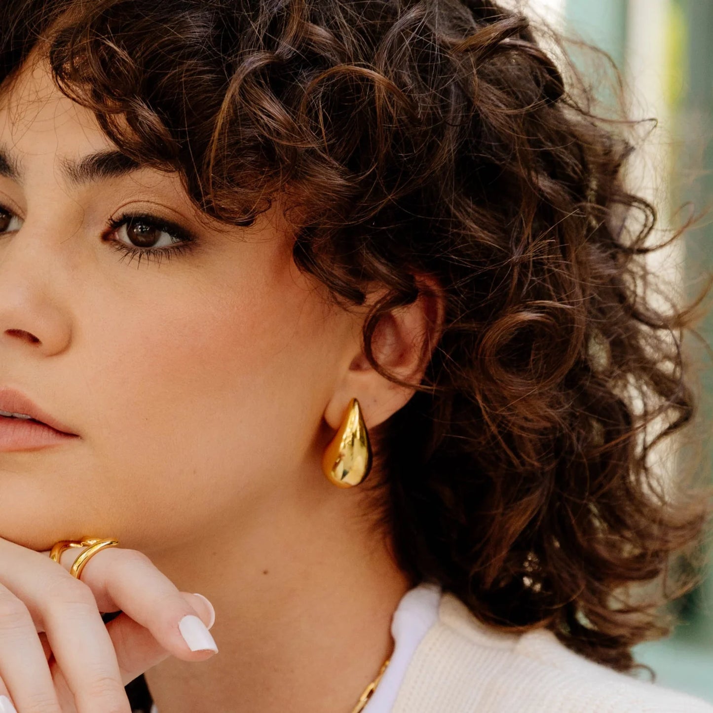 RAINDROP EARRING