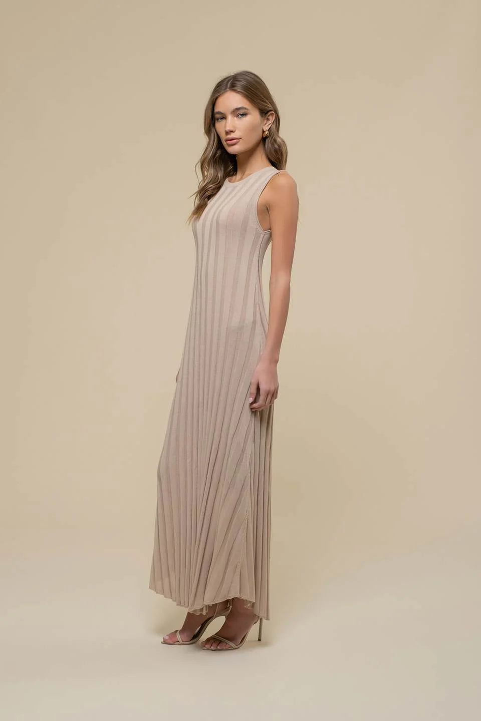 SWEATER KNIT SLEEVELESS MIDI DRESS